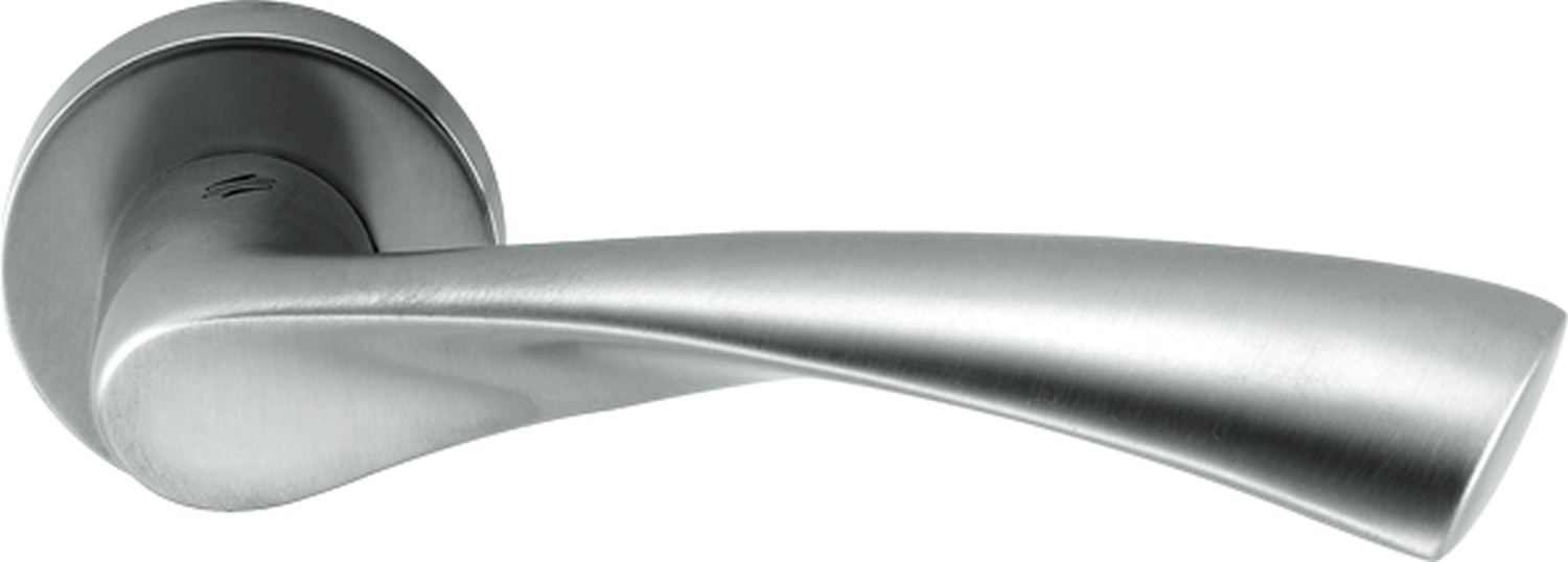 COLOMBO DESIGN -  Maniglia FLESSA coppia con rosette e bocchette ovali foro yale - mat. OTTONE - col. CROMO MAT - SATINATO